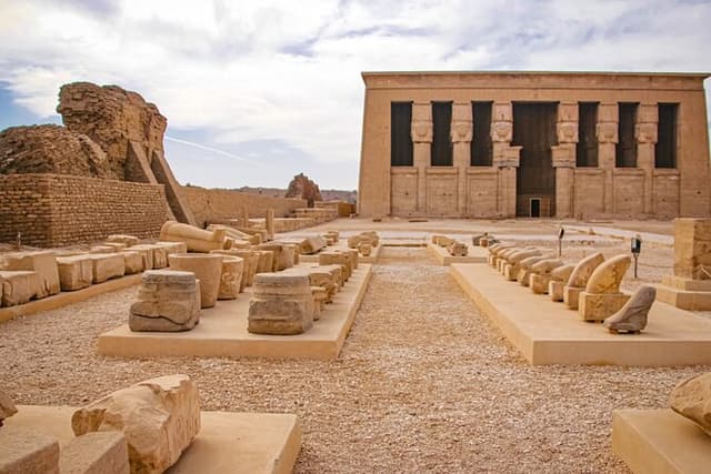 Abydos & Dendera Premium Minibus Tour (Minibus, up to 8 persons) - Photo 6