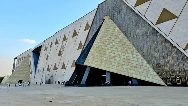 Cairo Private Car Tour – Grand Egyptian Museum - Photo 2