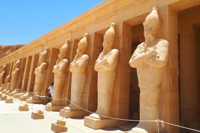 Luxor Golden Bus Tour (Large Group Bus, up to 50 seats) - Photo 8