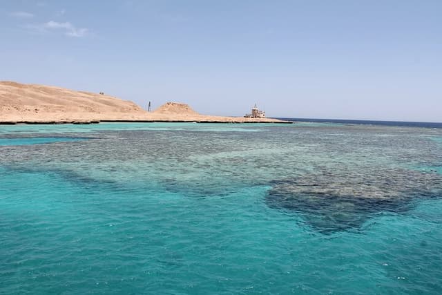 Magawish Island – Snorkeling & Beach Day - Photo 5