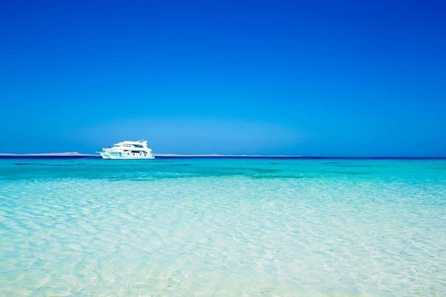White Island – Snorkeling & Beach Paradise - Photo 8
