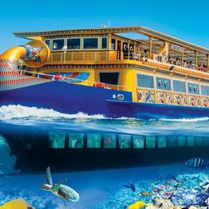 Nefertari Luxury Sea Trip: Submarine, Snorkeling & Dinner